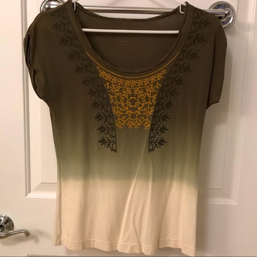 💋 Vintage Women Top. Embroidery Decorated